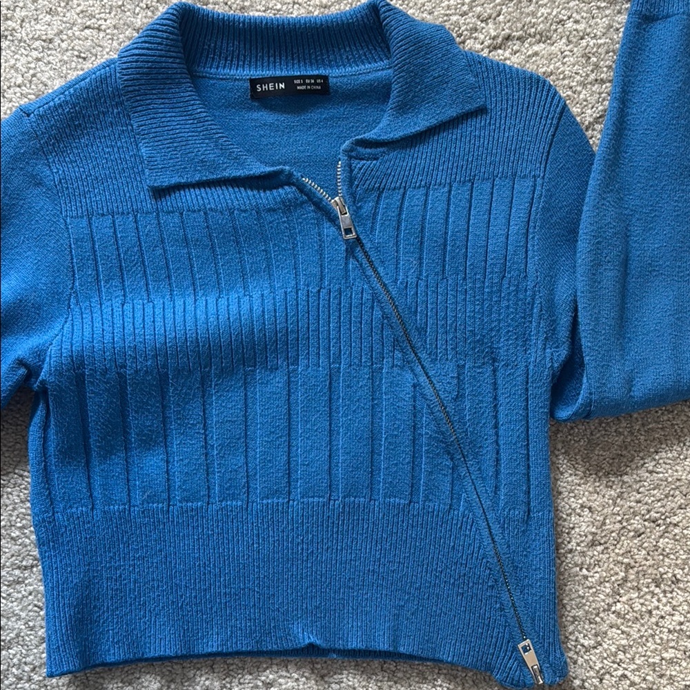 Blue Cropped Zippered Women's Sweater